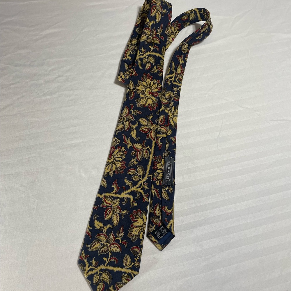 Coach‎ Floral Silk Tie in Navy, Gold & Red